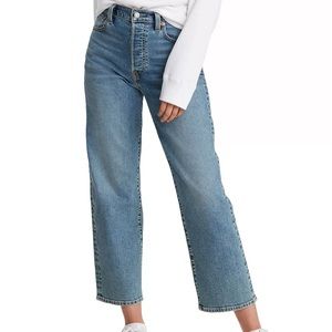 Levi’s Ribcage Straight Ankle Jean Size 26